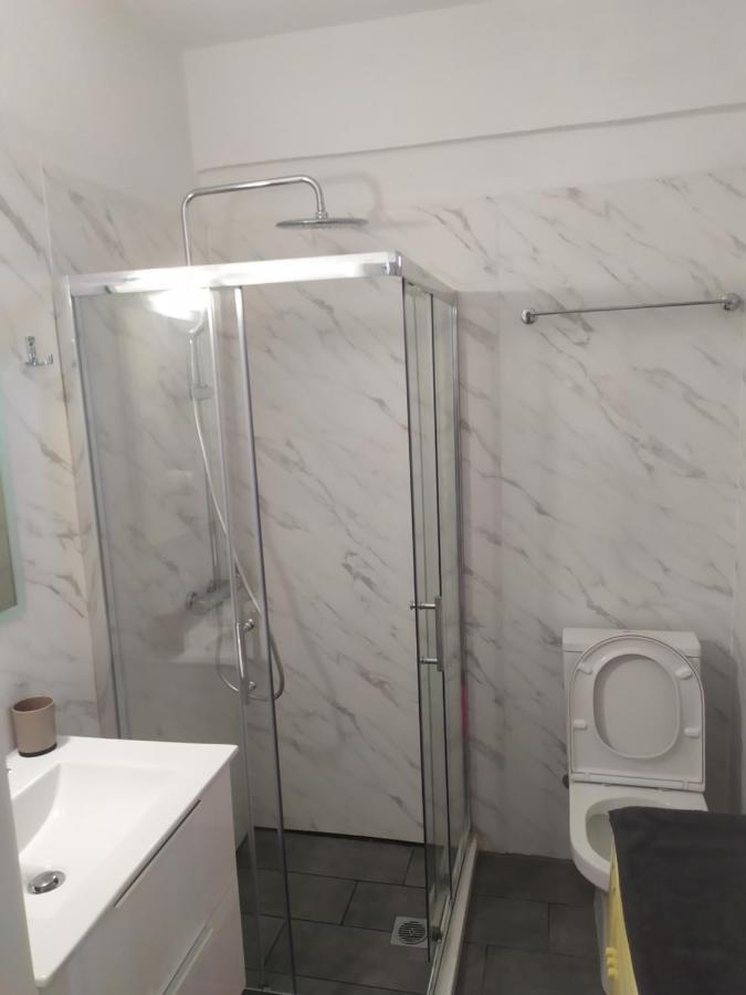 Ofrinio Central Apartments Экстерьер фото